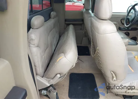 1998 Chevrolet C1500 Fleetside from USA, damaged, VIN 2GCEC19M8W1253637